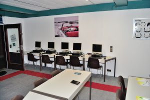 Fahrschule in Rees Millingen Schüler PCs